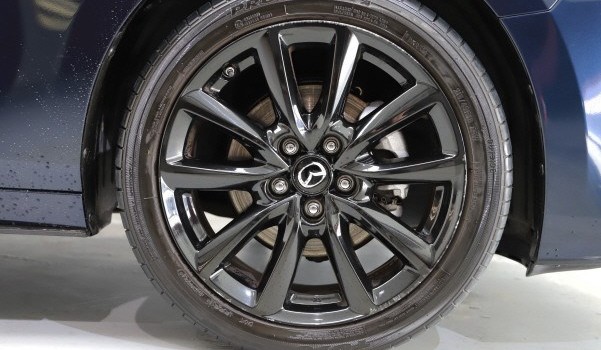 MAZDA 3 HB X 186 Homura  AWD A