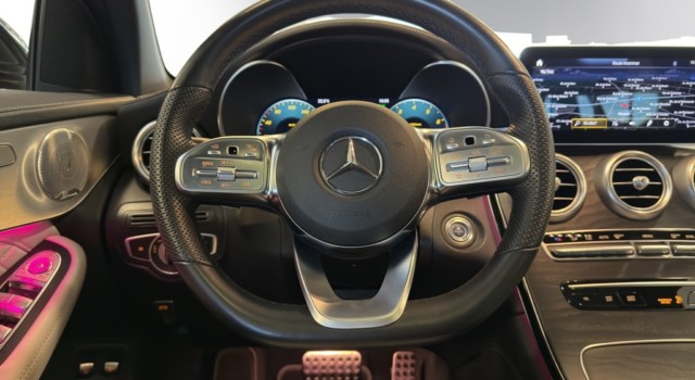 MERCEDES-BENZ GLC 300 AMG Line 4Matic