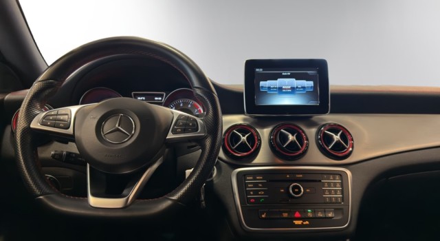 MERCEDES-BENZ CLA 250 Sport 4Matic