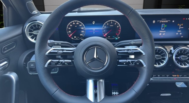 MERCEDES-BENZ A 250 e EQ Star 8G-DCT