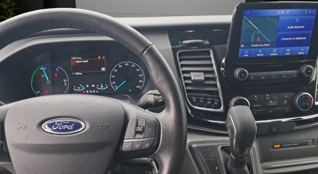 FORD TOURNEO CUSTOM 320 L1H1 Titanium PHEV