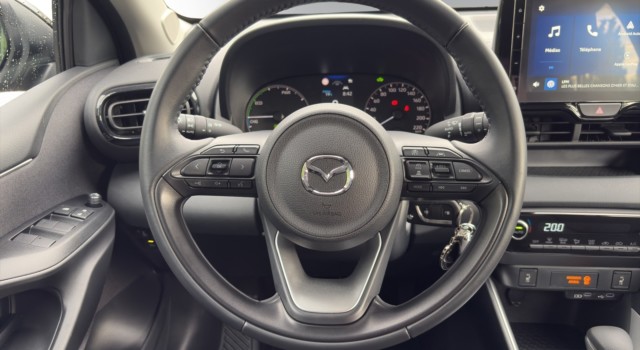 MAZDA 2 Hybrid Centre-line