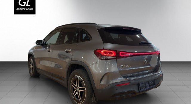 MERCEDES-BENZ EQA 250 AMG Line