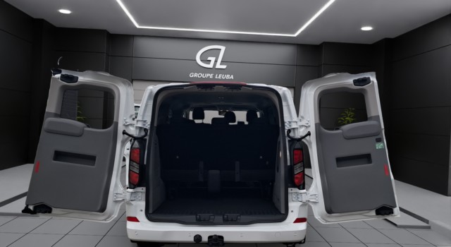 FORD TRANSIT CUSTOM 320 L1. Combi. 4×4 Limited. 2.0 L 170 CV