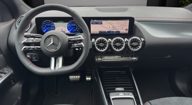 MERCEDES-BENZ EQA 250 + 70,5kWh Excellence
