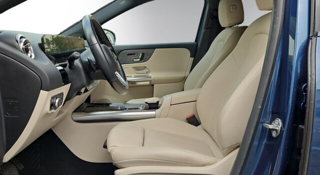 MERCEDES-BENZ GLA 250 4Matic Progressive 8G-DCT