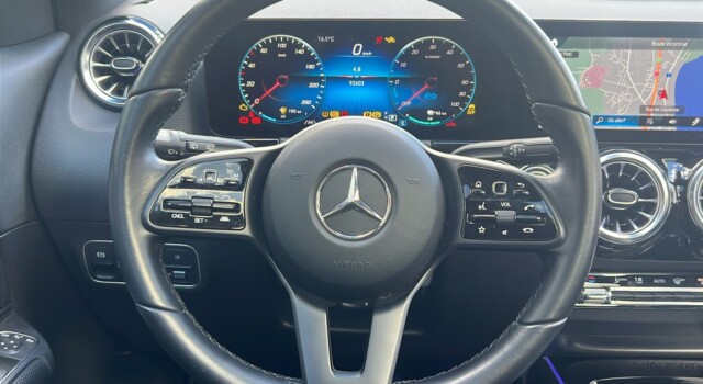 MERCEDES-BENZ GLA 250 e Style 8G-DCT