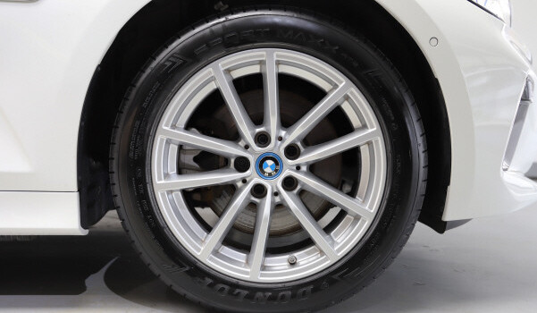 BMW 330 e xDrive Steptronic