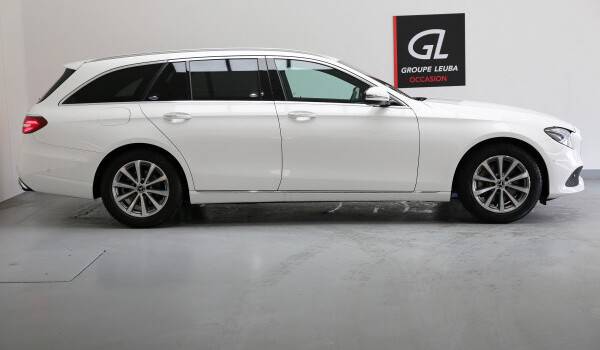 MERCEDES-BENZ E 200 Avantgarde 4 Matic