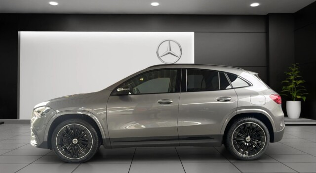MERCEDES-BENZ GLA 250 4Matic 8G-DCT Swiss Star