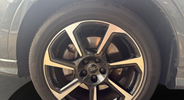 AUDI Q3 40 TFSI quattro