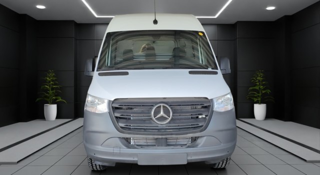 MERCEDES-BENZ Sprinter 319 CDI Lang 9G-TRONIC