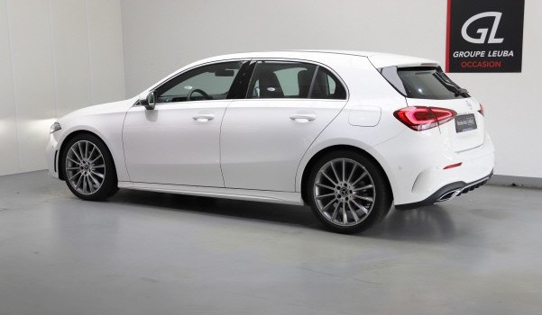 MERCEDES-BENZ A 200 AMG Line