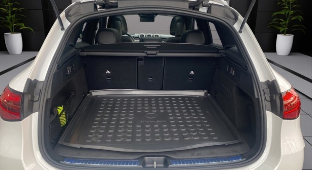 MERCEDES-BENZ GLC 300 4Matic 9G-Tronic