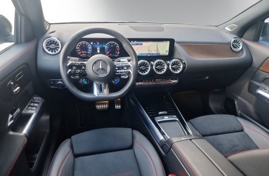 MERCEDES-BENZ GLA 35 AMG GLA AMG 35 4Matic 8G-DCT