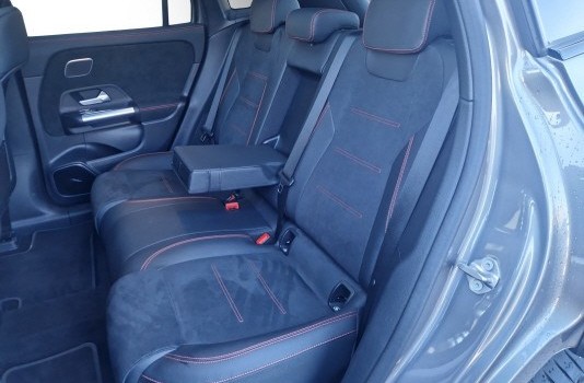 MERCEDES-BENZ EQA 250 AMG Line AMG Line