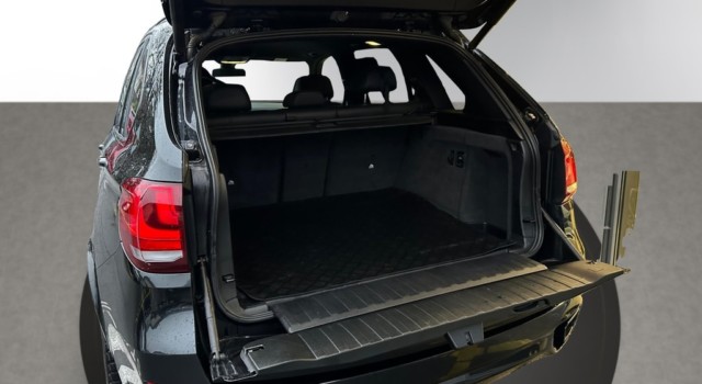BMW X5 xDrive 30d Steptronic M Sport Attelage