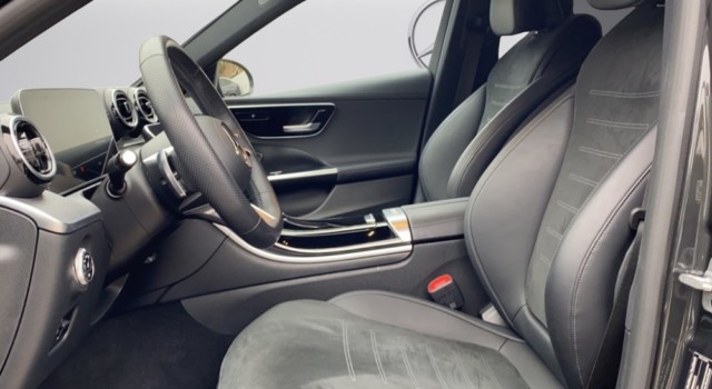 MERCEDES-BENZ C 220 d T 4 Matic