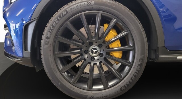 MERCEDES-BENZ GLC 220 d AMG Line 4Matic 9G-Tronic