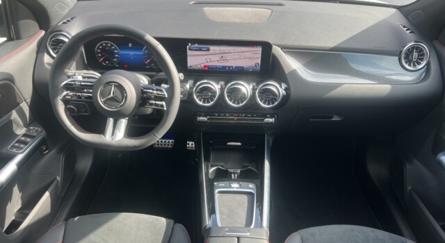 MERCEDES-BENZ GLA 220 4Matic 8G-DCT