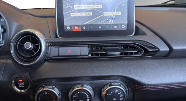 MAZDA MX-5 SKYACTIV-G 160 Revol