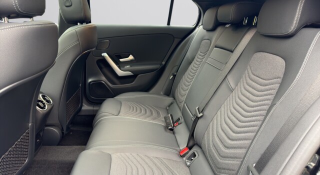 MERCEDES-BENZ A 250 e EQ Star 8G-DCT