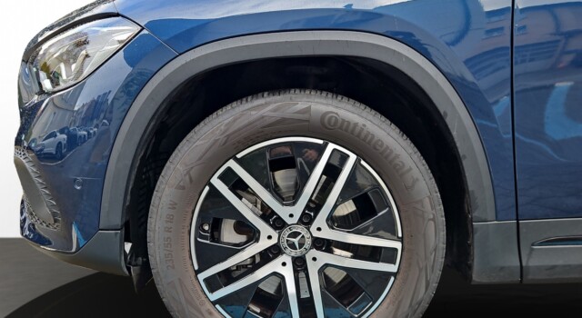 MERCEDES-BENZ GLA 250 4Matic Progressive 8G-DCT