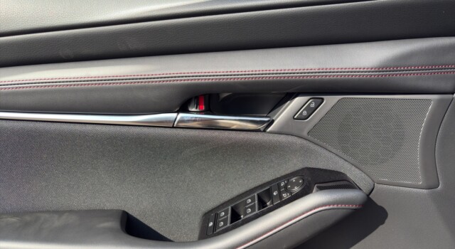 MAZDA 3 Hatchback SKYACTIV-G M Hybrid 140 Homura Automat