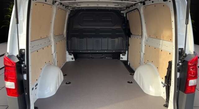 MERCEDES-BENZ VITO 119 CDI Lang Pro 9G-Tronic 4M