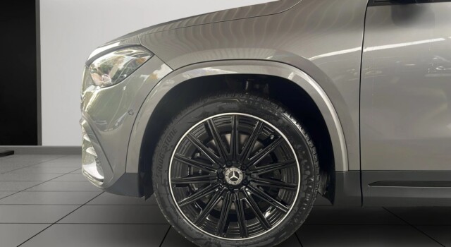 MERCEDES-BENZ GLA 250 4Matic 8G-DCT Swiss Star