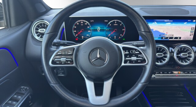 MERCEDES-BENZ GLB 220 d 4Matic Progressive 8G-Tronic