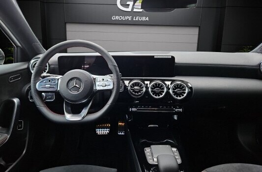 MERCEDES-BENZ A 250 e 8G-DCT