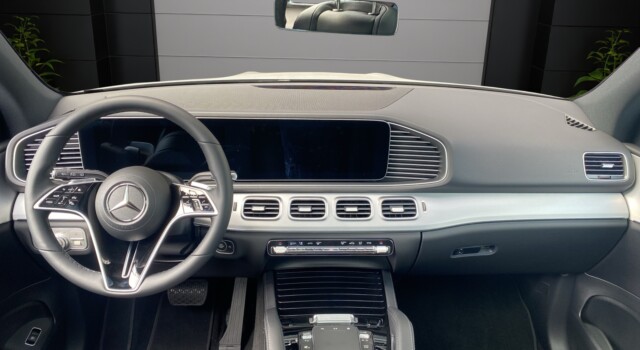 MERCEDES-BENZ GLE 300 d 4Matic 9G-Tronic