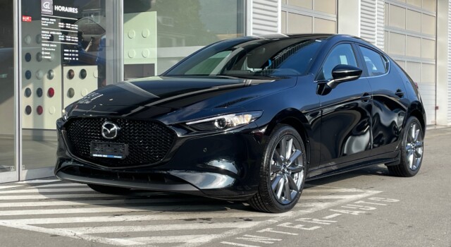 MAZDA 3 Hatchback SKYACTIV-G M Hybrid 140 Centre Line Automat