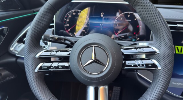 MERCEDES-BENZ E 220 d 4Matic 9G-Tronic