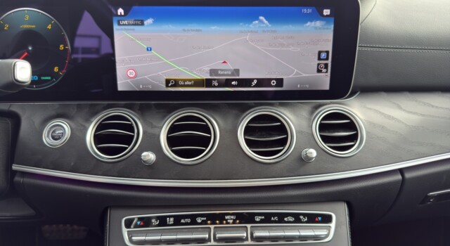 MERCEDES-BENZ E 220 d 4Matic 9G-Tronic