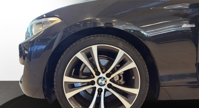 BMW 218 i Sport Line