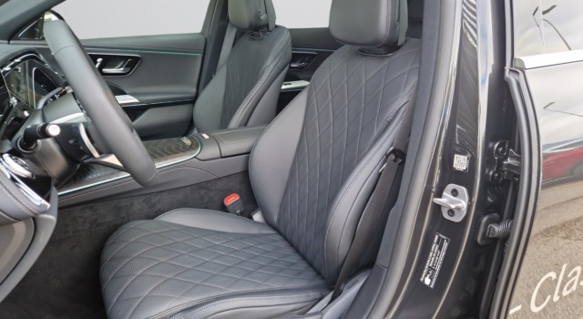 MERCEDES-BENZ E 400 e 4Matic 9G-Tronic