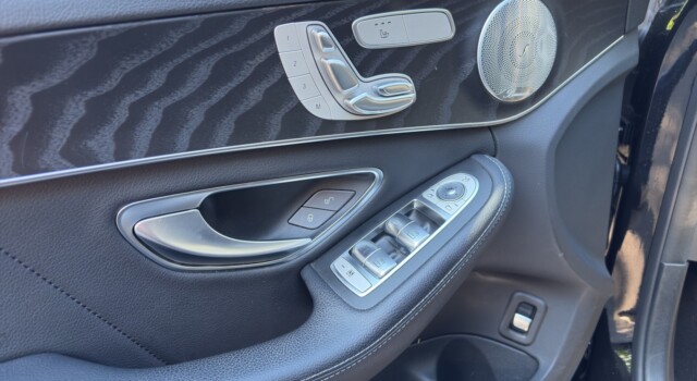 MERCEDES-BENZ C 200 4Matic AMG Line