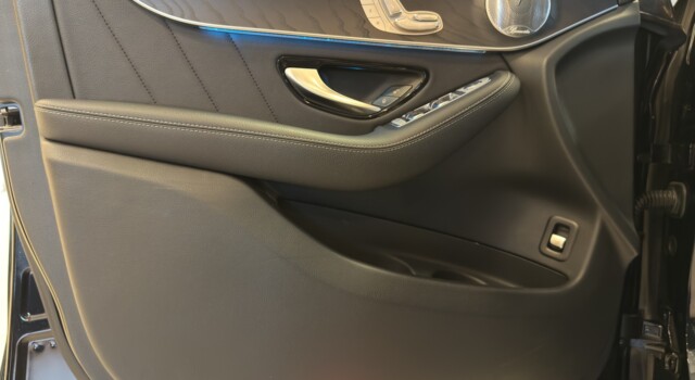 MERCEDES-BENZ GLC 220 d AMG Line 4Matic