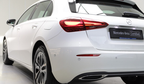 MERCEDES-BENZ A 180 7G-DCT