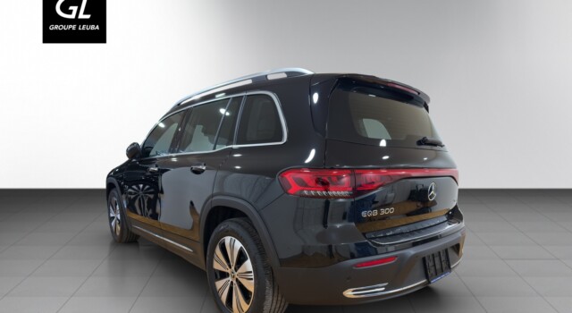 MERCEDES-BENZ EQB 300 4Matic
