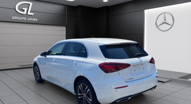 MERCEDES-BENZ A 250 e EQ Star 8G-DCT