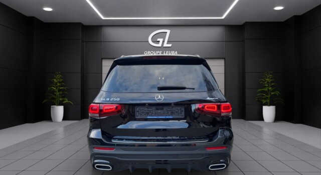 MERCEDES-BENZ GLB 250 4Matic AMG Line 8G-Tronic