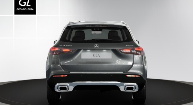MERCEDES-BENZ GLA 220 4Matic 8G-DCT