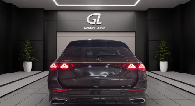 MERCEDES-BENZ E 220 d T 4Matic 9G-Tronic