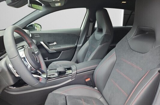 MERCEDES-BENZ A 250 e 8G-DCT