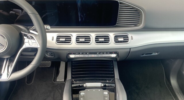 MERCEDES-BENZ GLE 300 d 4Matic 9G-Tronic