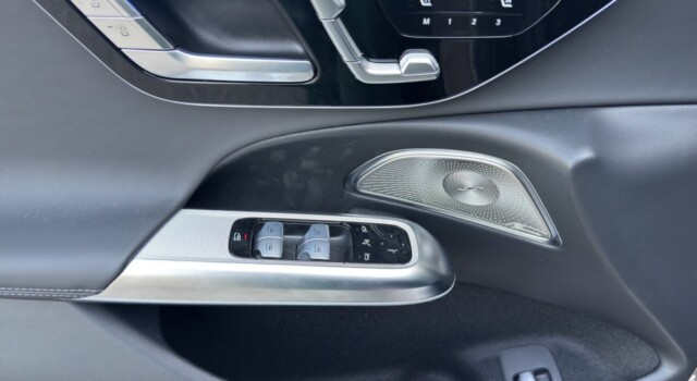 MERCEDES-BENZ E 220 d 4Matic 9G-Tronic