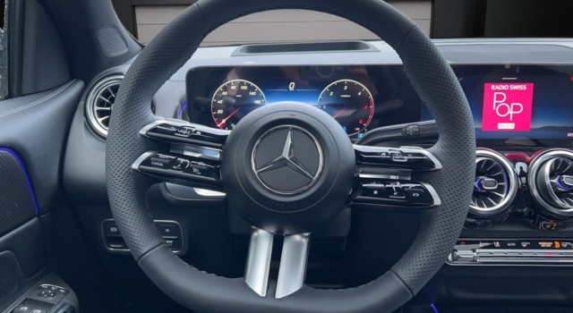 MERCEDES-BENZ GLB 220 d 4Matic 8G-Tronic